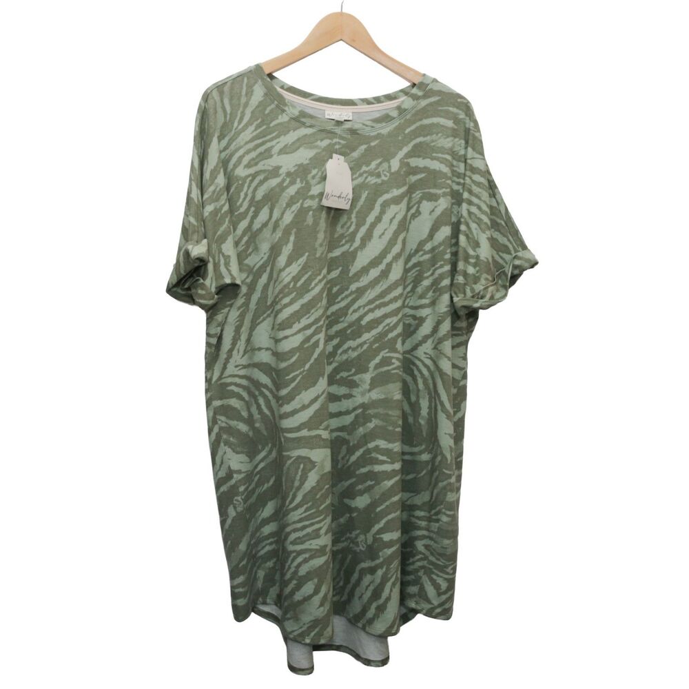 Wonderly Studio Sage Swirls Zebra Print Tunic Top Plus 2X Short Sleeve Casual